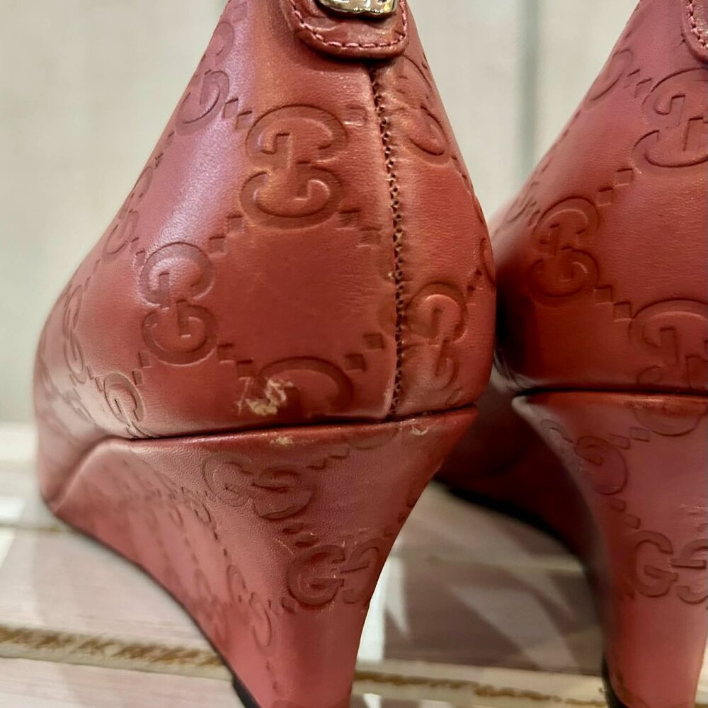 Gucci Signature GG Embossed Leather Pink Pumps - Size 40 - Picture 7 of 8